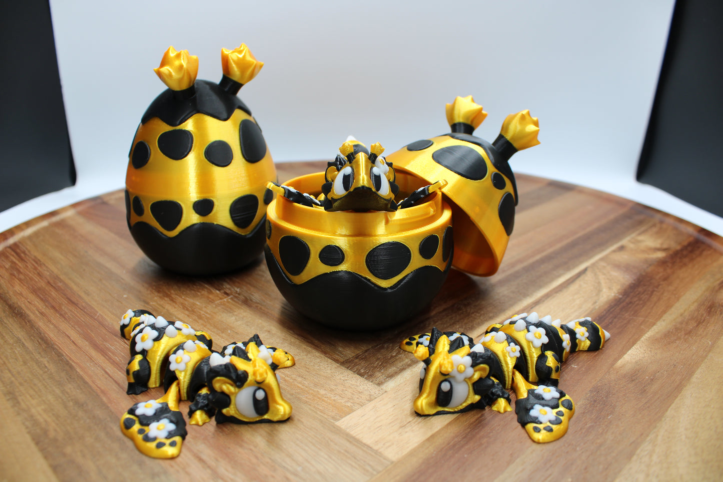 Honeybloom Dragonling